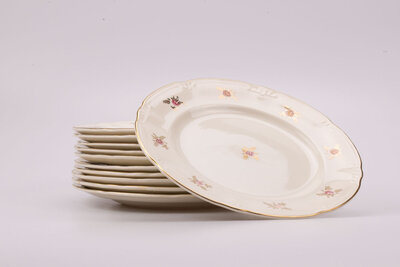Set de 10 assiettes vintage en porcelaine de Boch Frères modèle Suzon