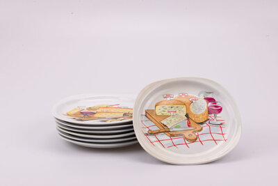 Set d'assiettes à fromage vintage en porcelaine en provenance Val du Cher