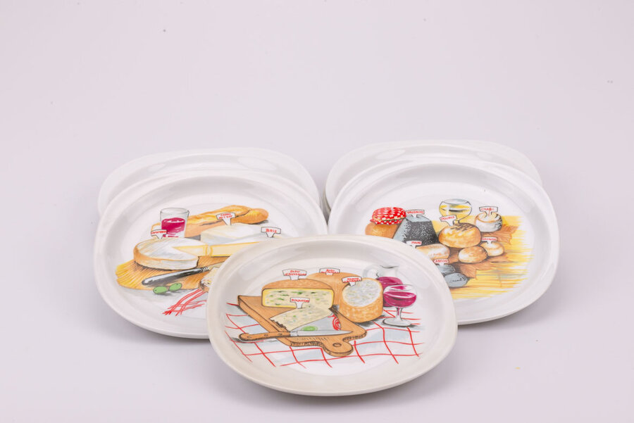 Set d'assiettes à fromage vintage en porcelaine en provenance Val du Cher