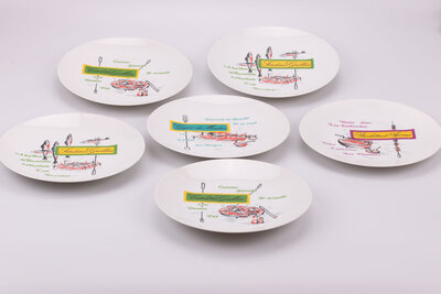 6 Assiettes vintage en porcelaine de Limoges dans la collection Florence