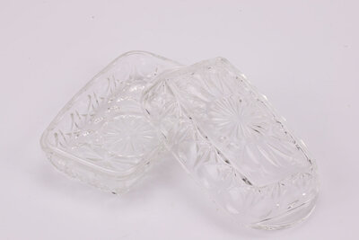 Beurrier en verre aux finitions sublimes des années 50-60 