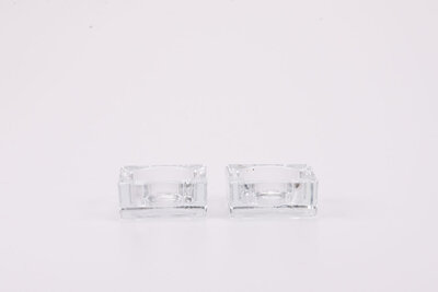 Petit bougeoir en verre en forme cubique pour y déposer vos petites bougies