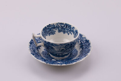 Tasse à thé vintage en porcelaine de Booths British Scenery