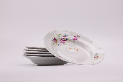 Set de 6 assiettes vintage en porcelaine de chez Chodziez Poland