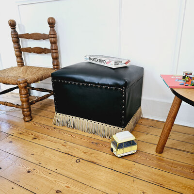 Superbe pouf vintage en très bon état