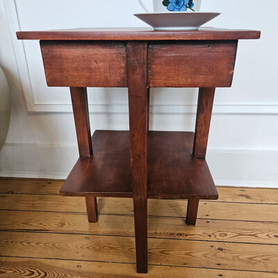 Table d'appoint en bois