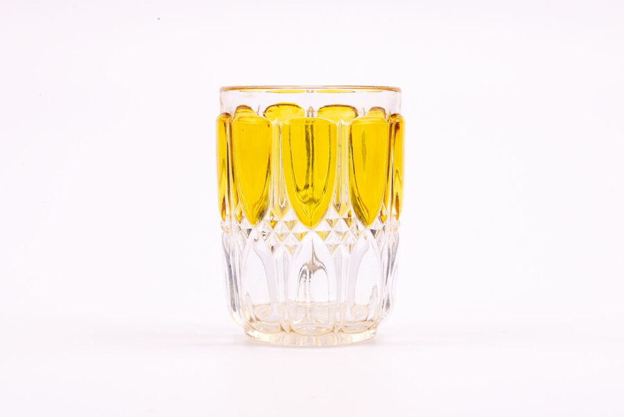 Verre en cristal transparent et jaune vintage du Val Saint-Lambert