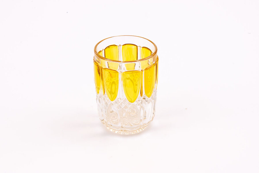 Verre en cristal transparent et jaune vintage du Val Saint-Lambert