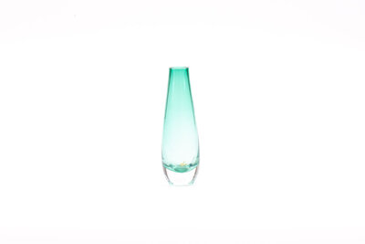 Petit vase bleu d'une hauteur de 16 cm