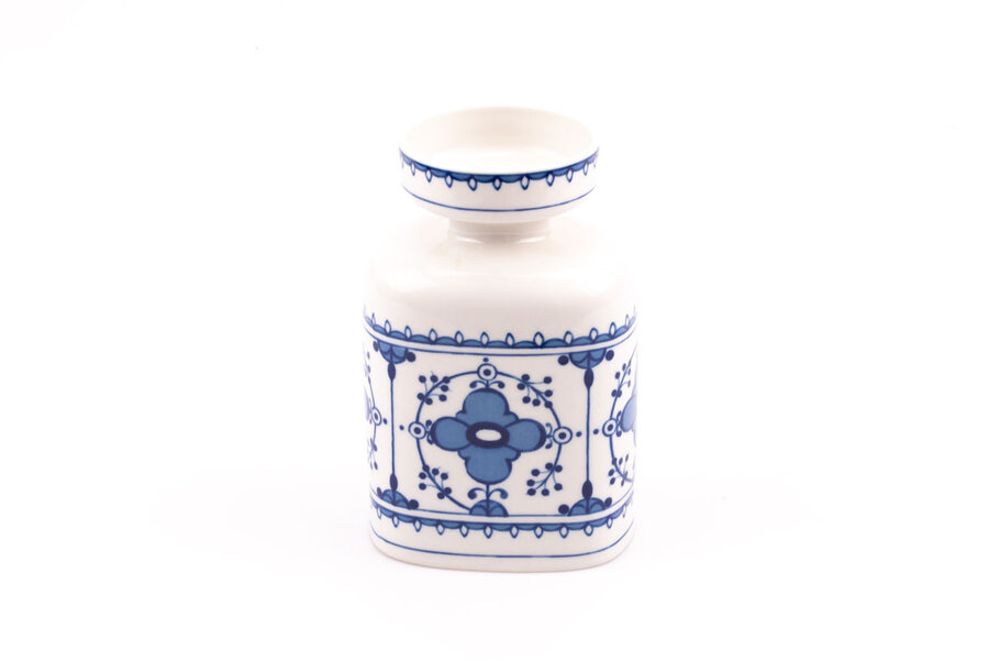 Vase en pocelaine blanc et bleu