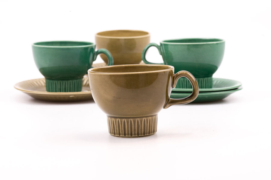 Set de 4 tasses et sous-tasse vert