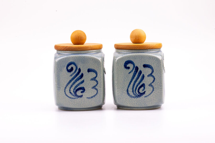 2 pots de conservation avec couvercle