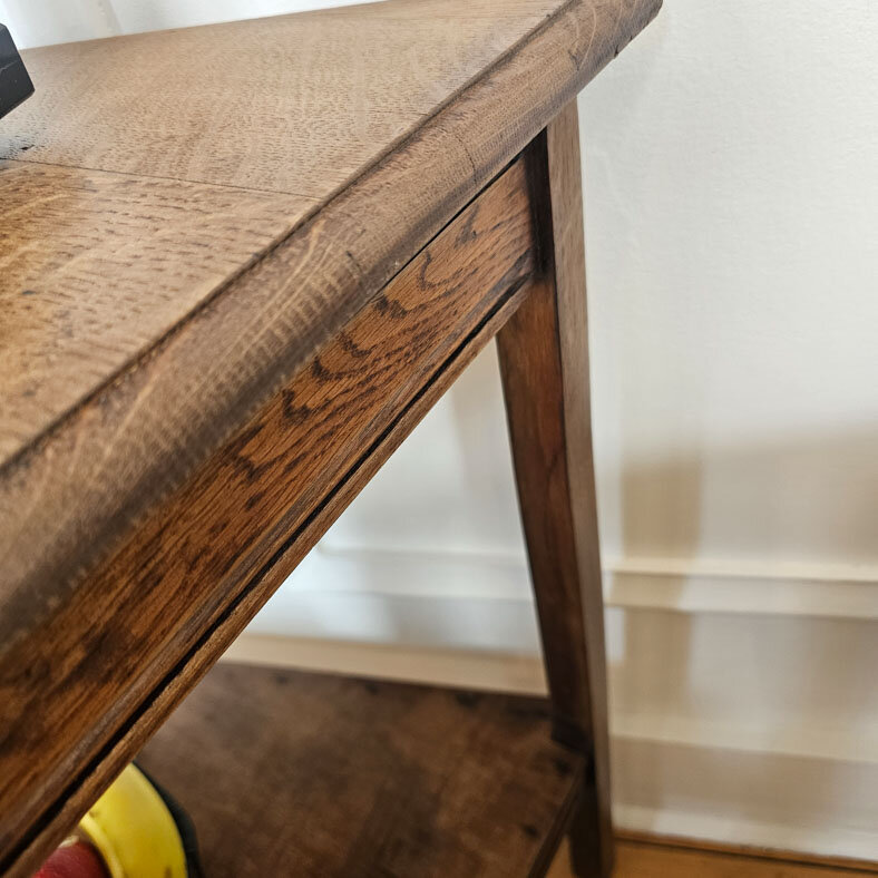 Table d'appoint unique en bois Table d'appoint unique en bois