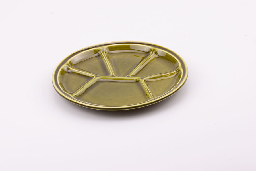 Assiette à compartiment vintage et verte de chez Gien 