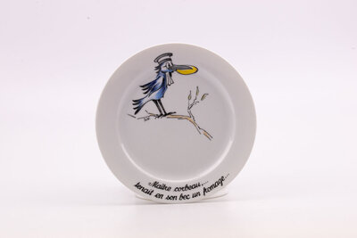 6 assiettes à dessert en porcelaine en parfait état fabriquées par la faïencerie Z RZB 