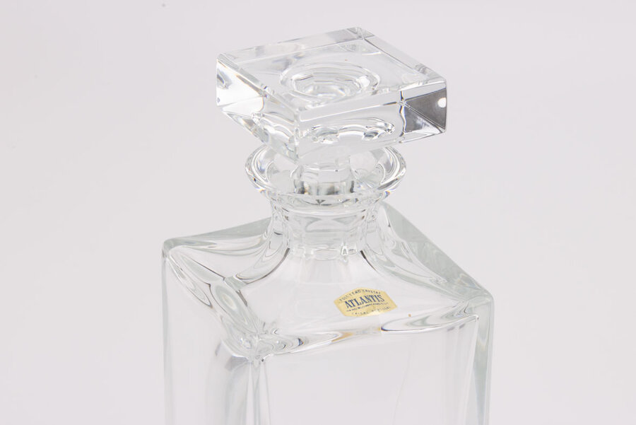 Carafe à whisky vintage en cristal transparent de chez Atlantis