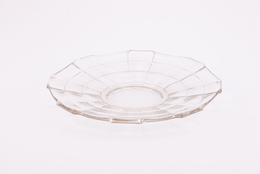 Grand plat en verre vintage circulaire légèrement creusé