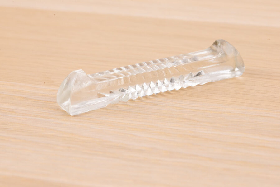 7 porte-couteaux en verre 