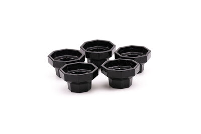 5 bougeoirs noirs 