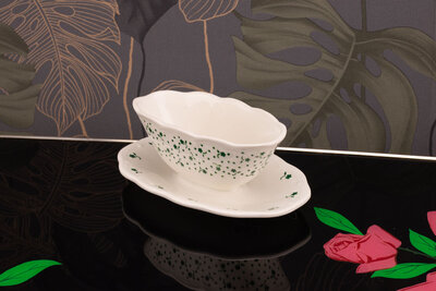 Saucière en faïence Boch