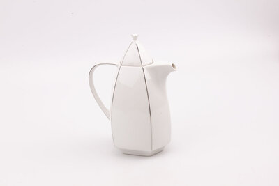 Cafetière vintage blanche en porcelaine de chez Scherzer