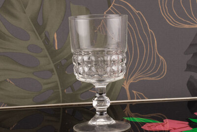 Verre à vin blanc vintage en verre de chez Luminarc BP