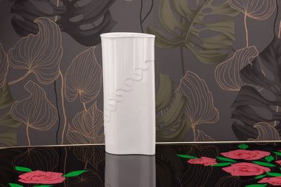 Vase en porcelaine Royal KPM Bavaria d'un blanc immaculé 