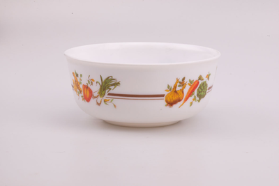Plat saladier Arcopal Pot-au-Feu en verre opaline