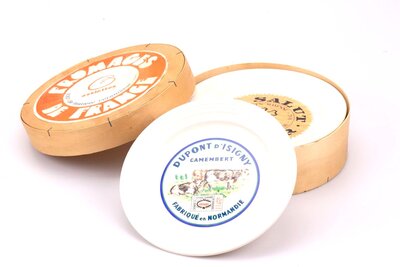 6 assiettes à fromage Saint-Amand 