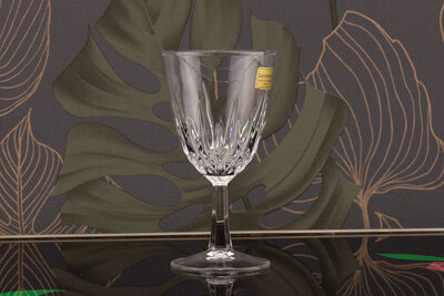 Verre à vin blanc vintage en verre de chez Luminarc