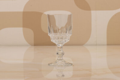 Verre à vin blanc vintage en verre
