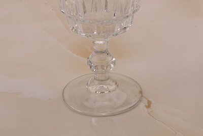 Verre à vin blanc vintage en verre