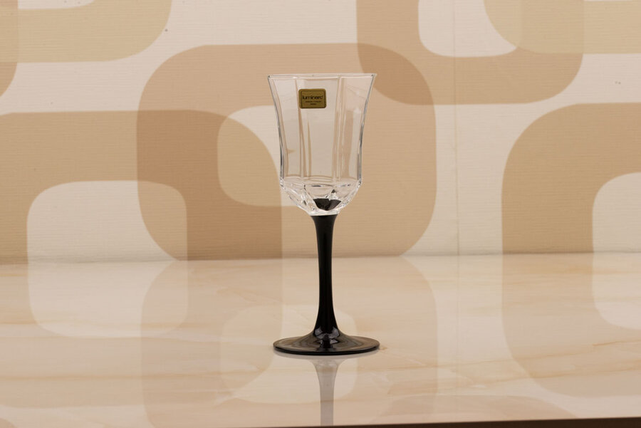Verre à vin pied noir Luminarc Esso 