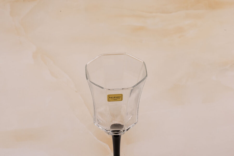 Verre à vin pied noir Luminarc Esso 