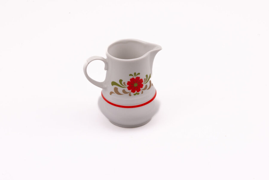 Pot à lait en porcelaine Winterling