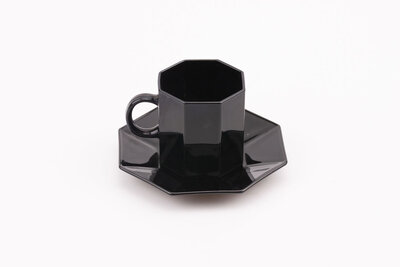6 tasses et soucoupes noires octogonales 
