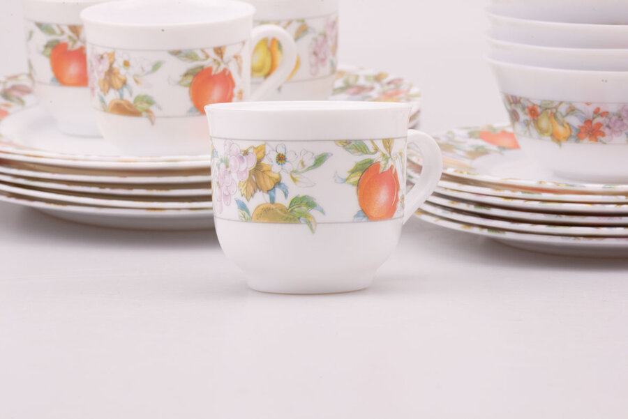 Ensemble tasses, bols et assiettes Arcopal Fruits 