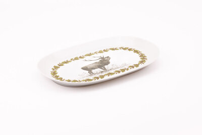 Plateau ovale avec cerf en porcelaine Johan Seltmann