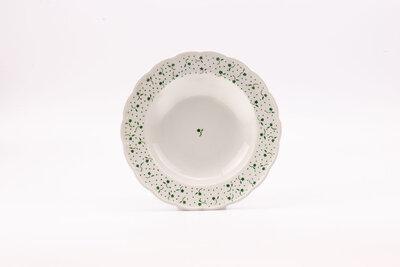 7 assiettes creuses Boch Frères La Louvière Belgique de la collection Flora. Bordure motif floral vert