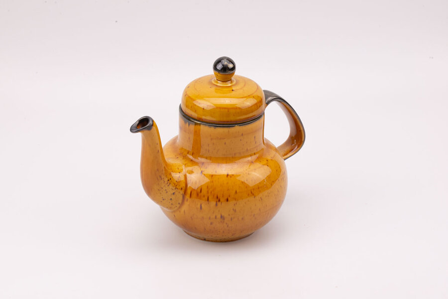 cafetière de la renommée manufacture louviéroise Boch, le modèle Palma. 