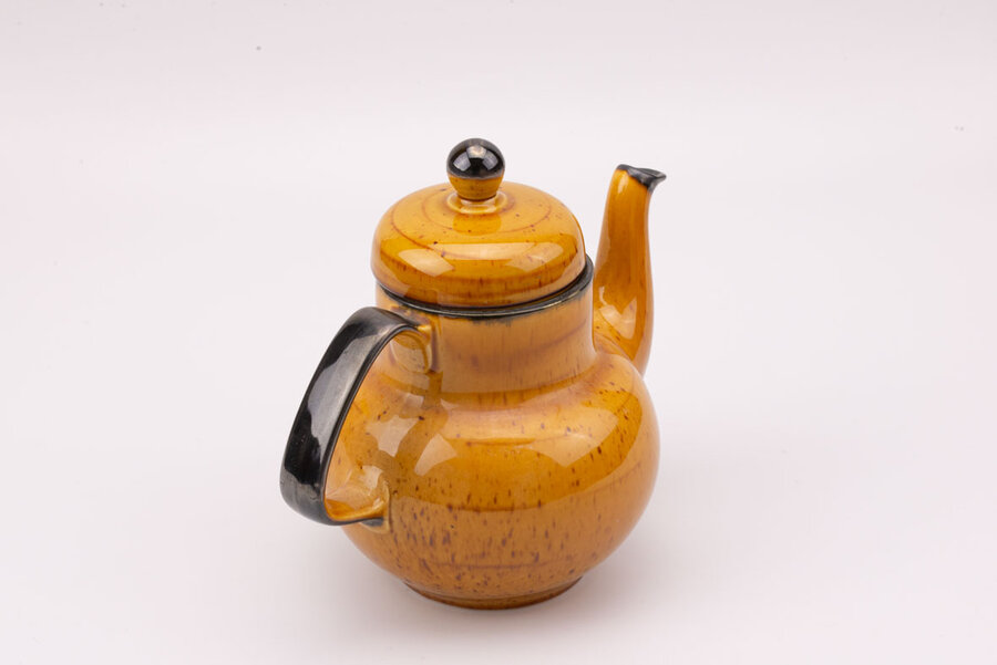 cafetière de la renommée manufacture louviéroise Boch, le modèle Palma. 