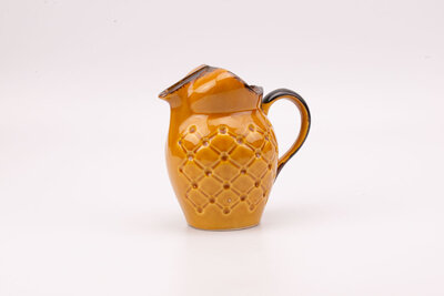 Pichet vintage en céramique de couleur orange modèle Mireille de chez Poët Laval 