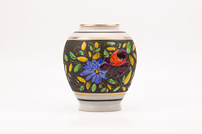 Grand vase H. Becquet fleuri noir et blanc 