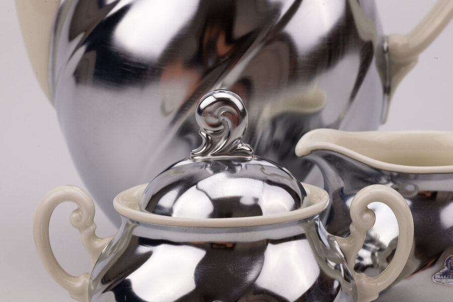 Service à café en porcelaine et inox Demeyere