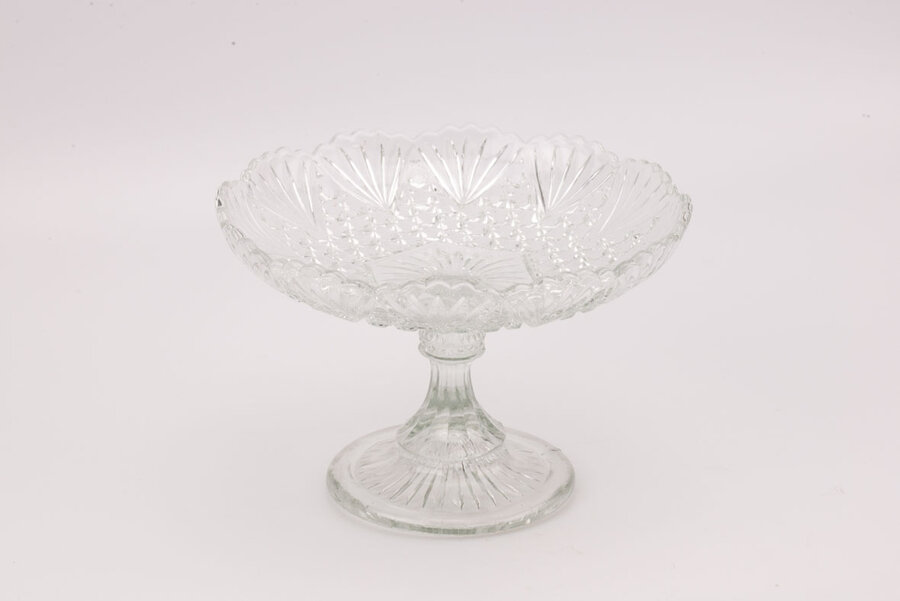 Coupe à fruits en verre sur pied /compotier vintage