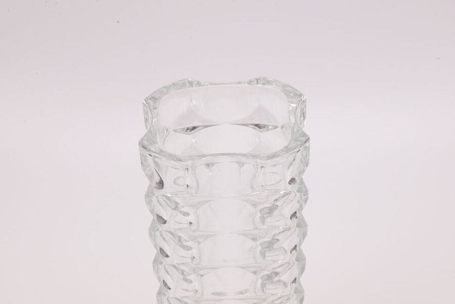 Grand vase en verre lourd pressé vintage Luminarc