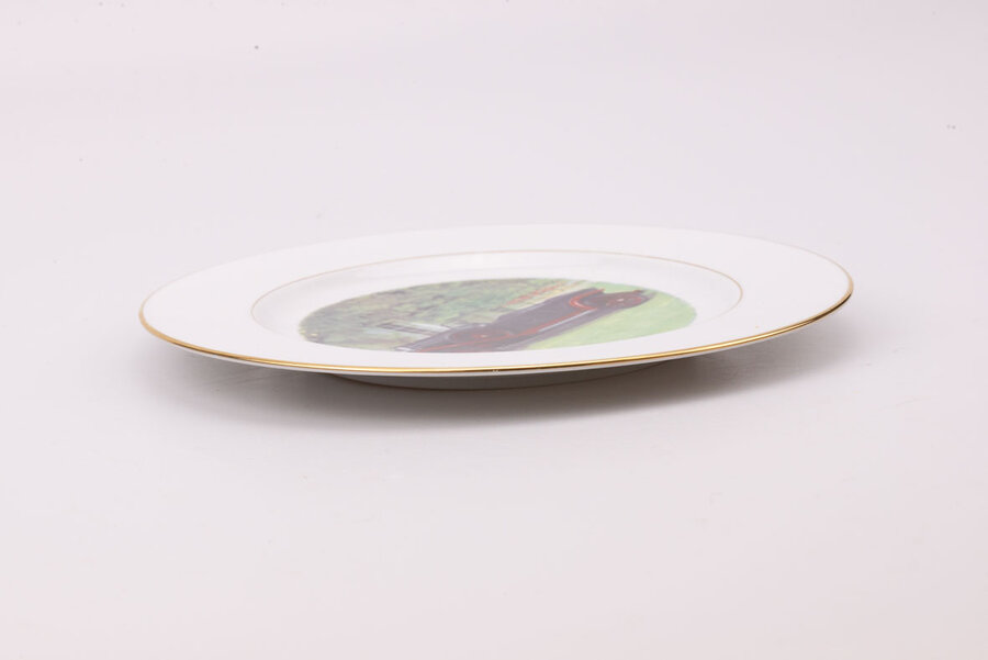 Assiette de collection vintage en porcelaine de Limoges Voiture ancienne