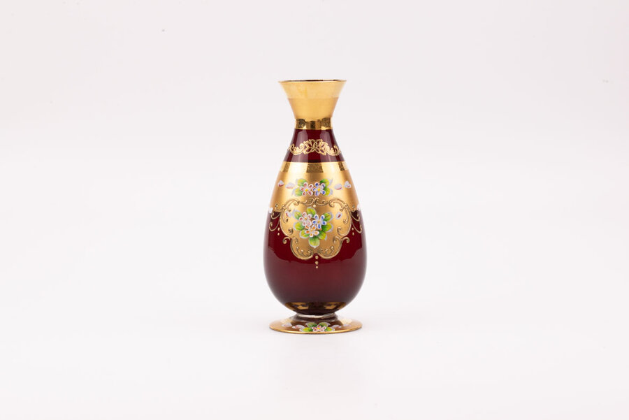 Vase Murano en verre rouge et doré avec motif fleuri