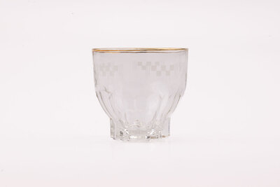 8 verres à eau anciens motif damier 