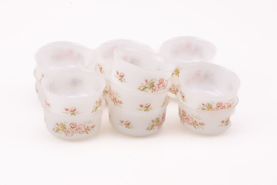 Ramequin en opaline fleuri Florentine d'Arcopal